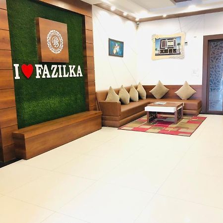 Hotel Blessing Bells, Fazilka ภายนอก รูปภาพ